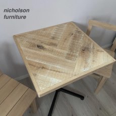 画像10: ラスティックオーク材 カフェ３点セット　  ◯ テーブル１台＋チェア2脚 (10)