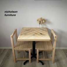 画像2: ラスティックオーク材 カフェ３点セット　  ◯ テーブル１台＋チェア2脚 (2)